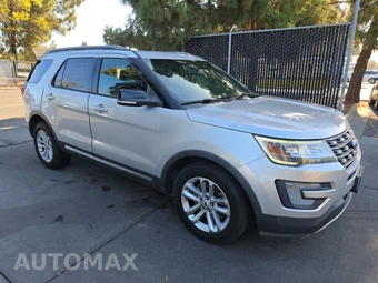 2017 Ford Explorer XLT - miniatura 3