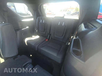 2017 Ford Explorer XLT - miniatura 11