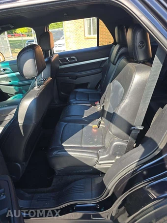 2017 Ford Explorer XLT - miniatura 13