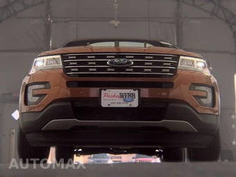2017 Ford Explorer XLT – miniatura 3