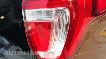 2017 Ford Explorer XLT – miniatura 37