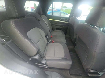 2017 Ford Explorer XLT – miniatura 17