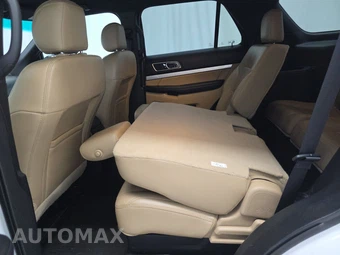 2017 Ford Explorer XLT - miniatura 13
