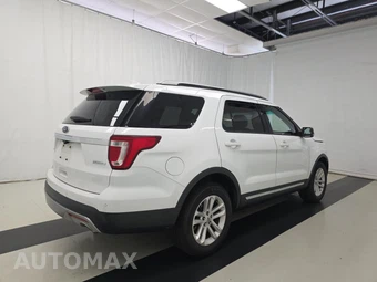 2017 Ford Explorer XLT - miniatura 4