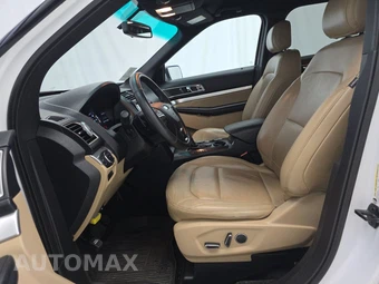 2017 Ford Explorer XLT - miniatura 7