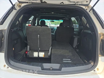 2017 Ford Explorer XLT - miniatura 17