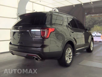2017 Ford Explorer XLT - miniatura 4