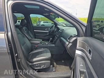 2017 Ford Explorer XLT - miniatura 8