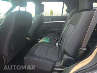 2017 Ford Explorer XLT – miniatura 13
