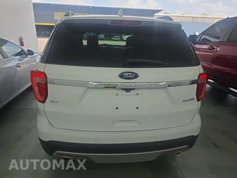 2017 Ford Explorer XLT - miniatura 5