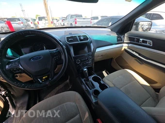 2017 Ford Explorer XLT – miniatura 11