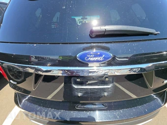 2017 Ford Explorer XLT – miniatura 15