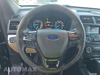 2017 Ford Explorer XLT – miniatura 10