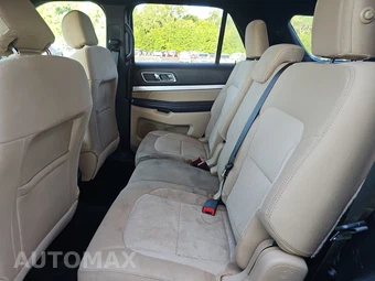 2017 Ford Explorer XLT – miniatura 13