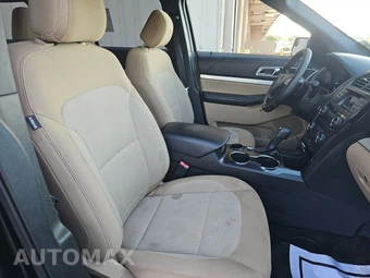 2017 Ford Explorer XLT – miniatura 8