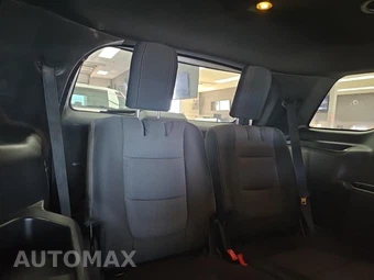 2017 Ford Explorer XLT - miniatura 11
