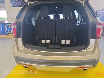 2017 Ford Explorer XLT - miniatura 14