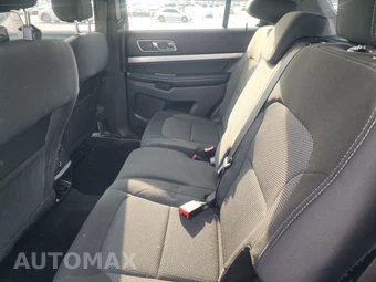 2017 Ford Explorer XLT - miniatura 13