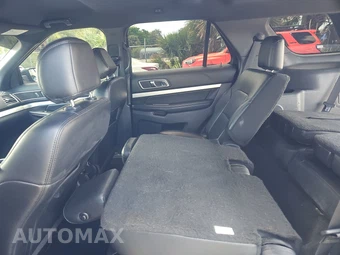2017 Ford Explorer XLT - miniatura 13