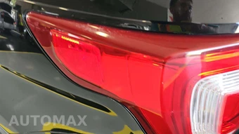 2017 Ford Explorer XLT - miniatura 25