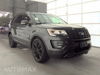 2017 Ford Explorer XLT – miniatura 3