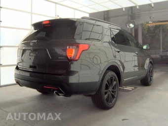 2017 Ford Explorer XLT – miniatura 4