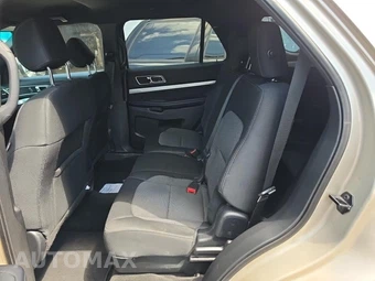 2017 Ford Explorer XLT – miniatura 16