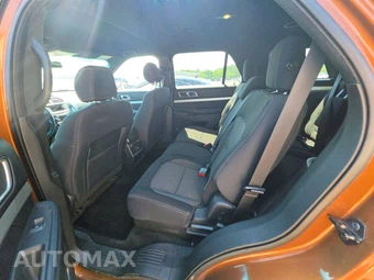 2017 Ford Explorer XLT – miniatura 13