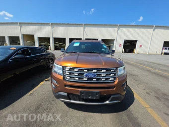 2017 Ford Explorer XLT – miniatura 2