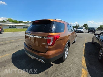 2017 Ford Explorer XLT – miniatura 4