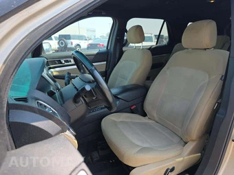 2017 Ford Explorer XLT - miniatura 3