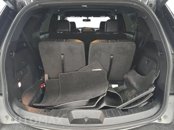 2017 Ford Explorer XLT - miniatura 17