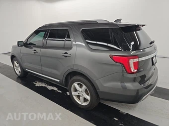 2017 Ford Explorer XLT - miniatura 6