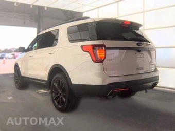 2017 Ford Explorer XLT - miniatura 6