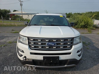 2017 Ford Explorer XLT – miniatura 2