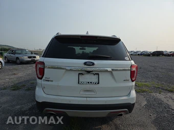 2017 Ford Explorer XLT – miniatura 5