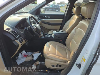 2017 Ford Explorer XLT – miniatura 7
