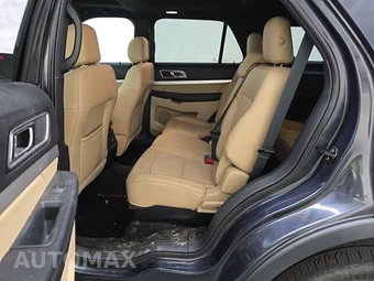 2017 Ford Explorer XLT - miniatura 13
