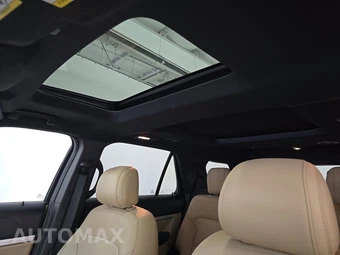 2017 Ford Explorer XLT - miniatura 20