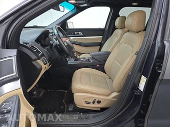 2017 Ford Explorer XLT - miniatura 7