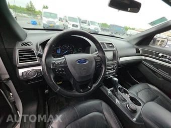 2017 Ford Explorer XLT – miniatura 16