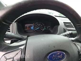 2017 Ford Explorer XLT – miniatura 17