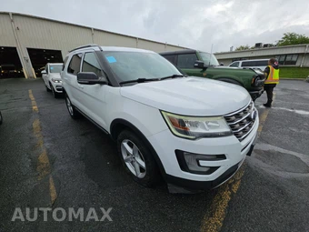 2017 Ford Explorer XLT – miniatura 3