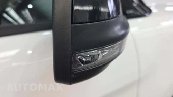 2017 Ford Explorer XLT – miniatura 32