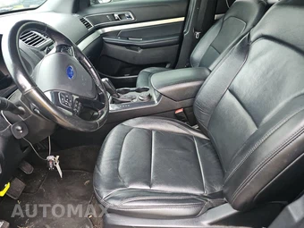2017 Ford Explorer XLT - miniatura 7