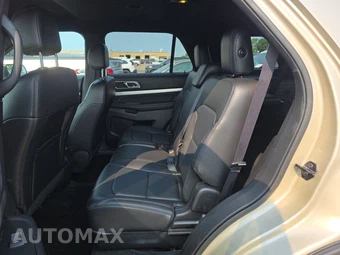 2017 Ford Explorer XLT - miniatura 13