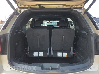 2017 Ford Explorer XLT - miniatura 17