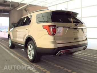 2017 Ford Explorer XLT - miniatura 6