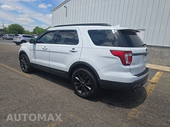 2017 Ford Explorer XLT - miniatura 6