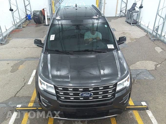 2017 Ford Explorer XLT - miniatura 2